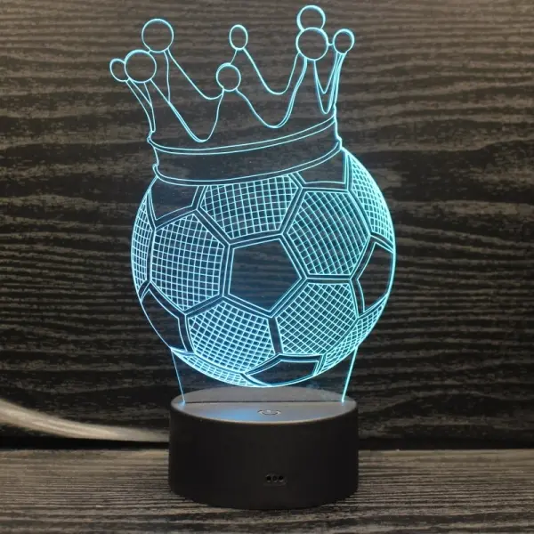 Sej fodbold 3D lampe. Lysende fodbold med en kongekrone på. Farveskift mellem 7 farver. - Image 7