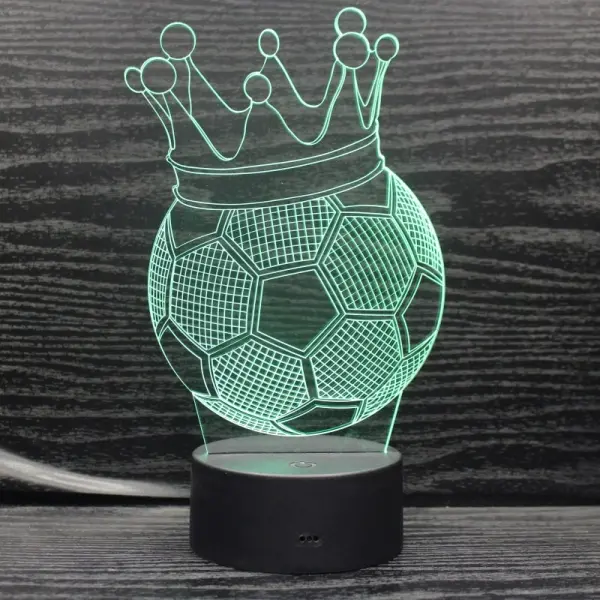 Sej fodbold 3D lampe. Lysende fodbold med en kongekrone på. Farveskift mellem 7 farver. - Image 6