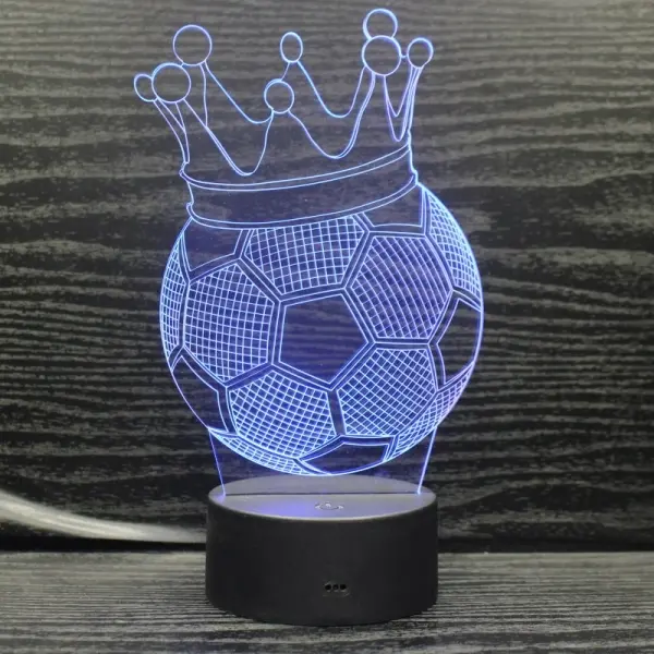 Sej fodbold 3D lampe. Lysende fodbold med en kongekrone på. Farveskift mellem 7 farver. - Image 5