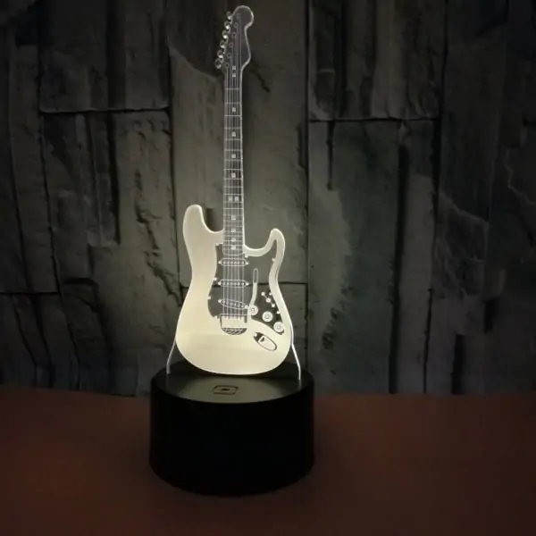 Guitar 3D lampe. Farveskift mellem 7 farver. Guitar 3D lampe. Farveskift mellem 7 farver. - Billede 6