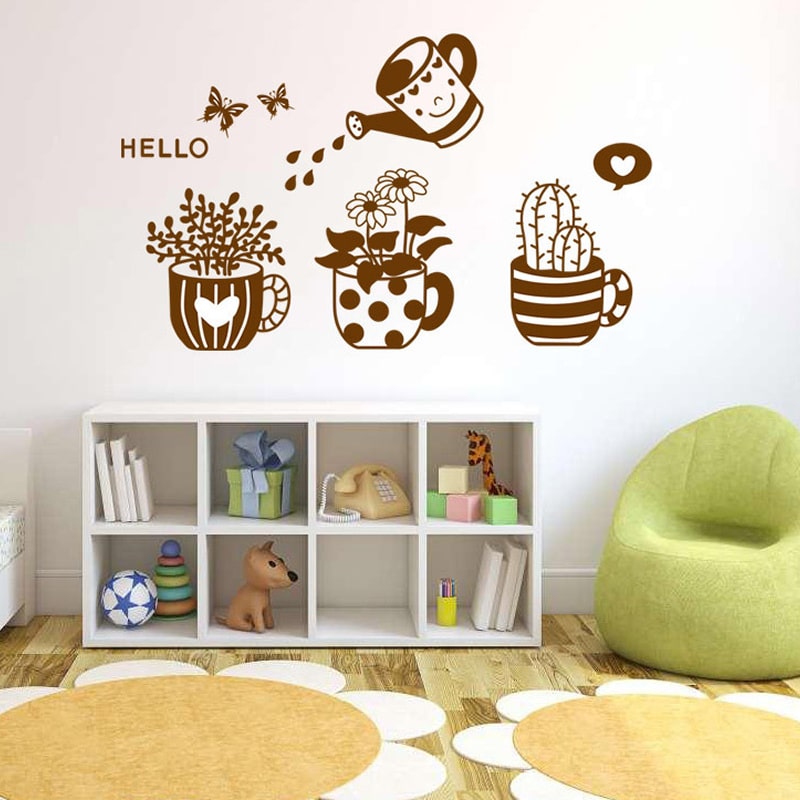 Blomster wallsticker. Hyggelig wallsticker med blomster, krukker og en vandkande. Blomster wallsticker. Hyggelig wallsticker med blomster, krukker og en vandkande. - Image 2