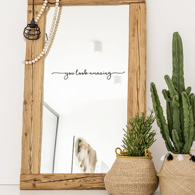 You Look Amazing wallsticker. Husk at rose dig selv og hinanden. 5x37cm You Look Amazing wallsticker. Husk at rose dig selv og hinanden. 5x37cm - Billede 5