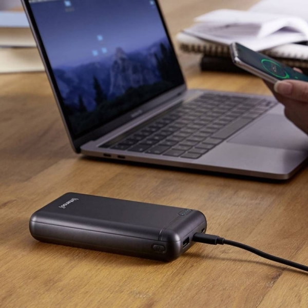 Intenso XS20000 Powerbank. Kraftig powerbank med USB-A/USB-C og 3.1 A. 20000 mAh. Sort. - Image 6