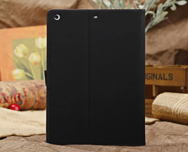 Flot ruskinds cover til iPad Air, iPad (2017) & (2018). Sort. Flot ruskinds cover til iPad Air, iPad (2017) & (2018). Sort. - Image 2